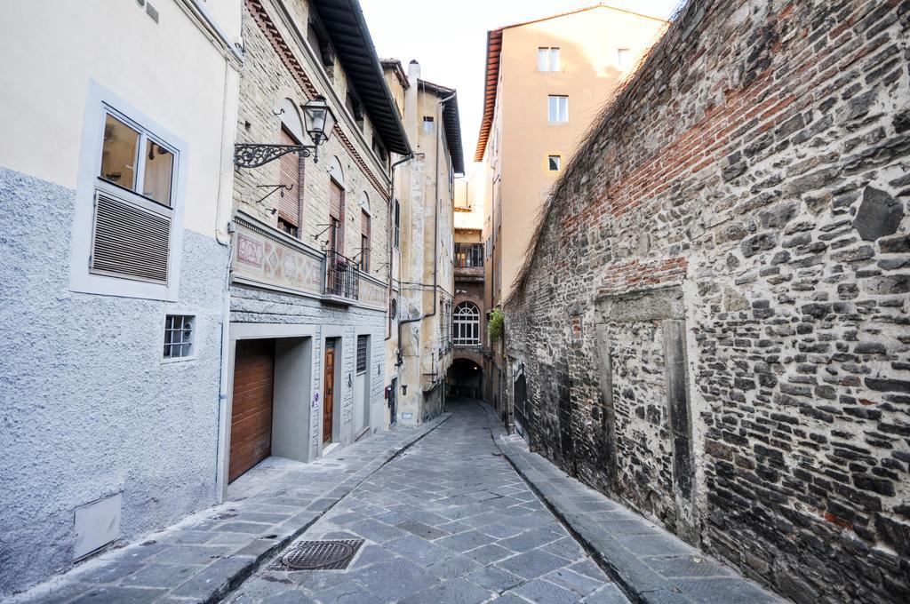 Old Tower Ponte Vecchio Suite 佛罗伦萨 外观 照片